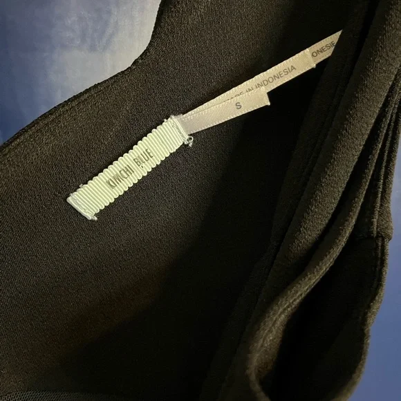 Kimchi Blue Black Romper Size Small - Picture 4 of 4